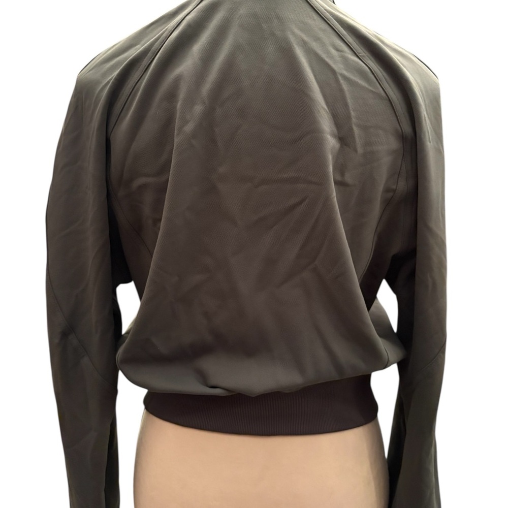 Women’s Lulu Lemon Wunder Train Track Green Jacket Sz 4 - Picture 2 of 6